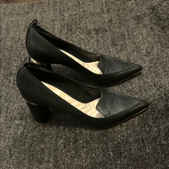 Black Women's Heels - Picture 1 of 5